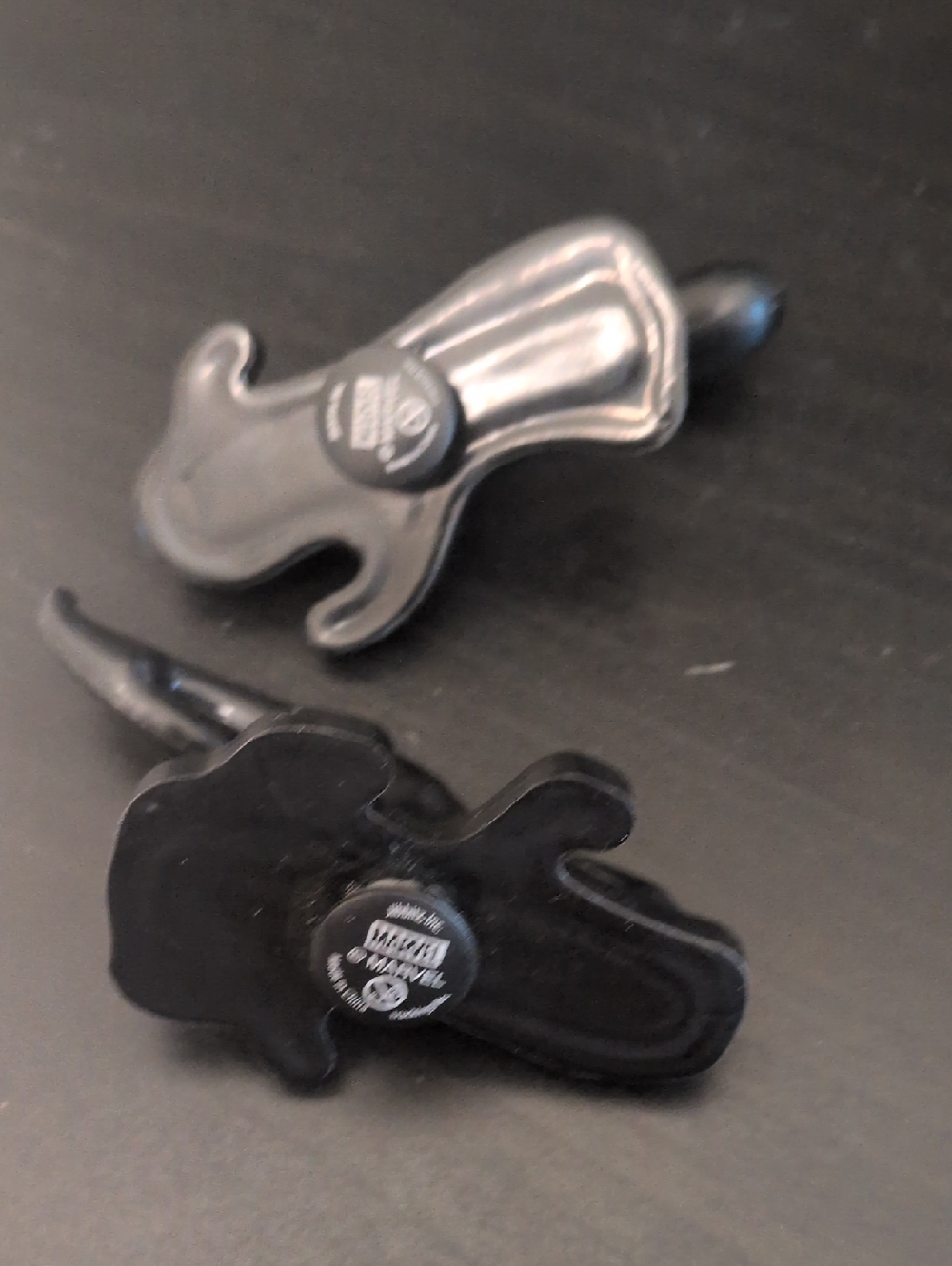 Jibbitz Classic Marvel Croc Venom Charms Black Rare - Picture 6 of 7